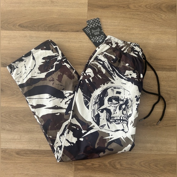 Rebel Vengeance Loose Fit Wind Pants Skull Camo – Rare, NWT (Sizes S, M, L) - Picture 12 of 12